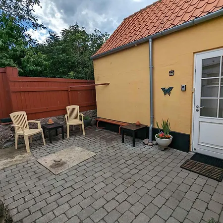 Lovely 2-story By The Sea On Bornholm 스바네케