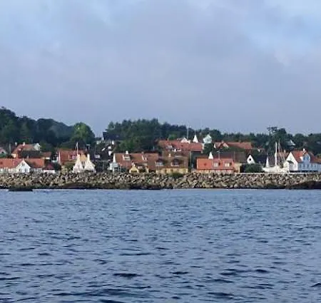 Villaer Lovely 2-story By The Sea On Bornholm
